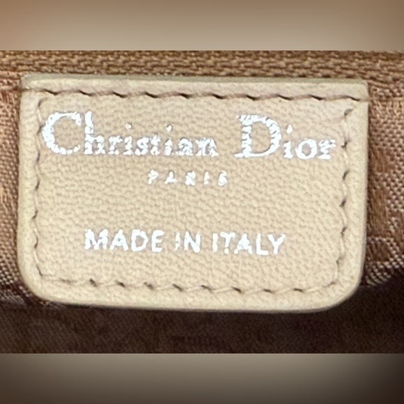 DIOR Quilted Horizontal Leather Handbag - Picture 12 of 14